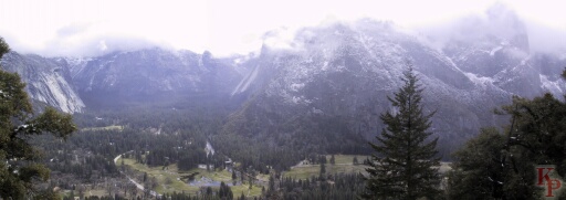 Yosemite Valley from Yosemite Falls Trail